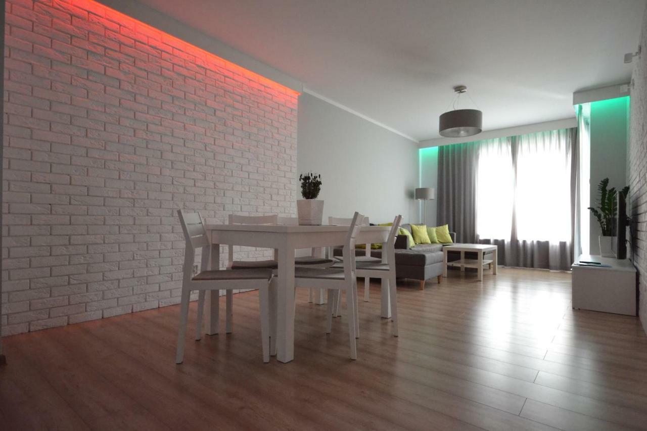 Grand De Luxe Solna Apartment Kolobrzeg Exterior photo